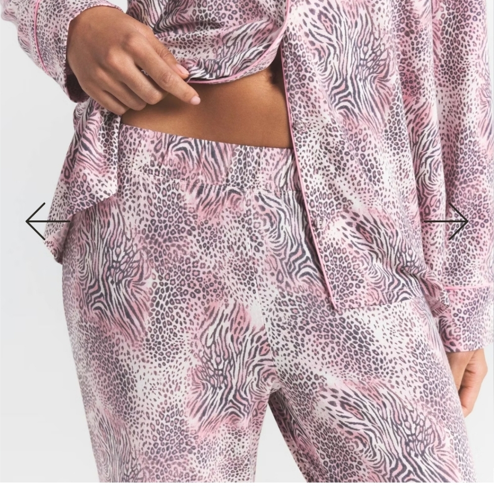 SKIMS Sleep Long Sleeve Button Up Set - Bloom Mini Multi Animal Print - Picture 3 of 12
